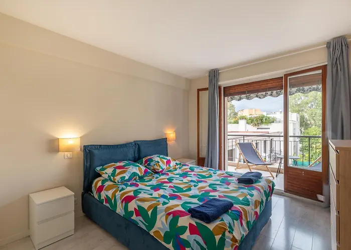 Yank's Centre Les Pins 5 Min Des Plages דירה